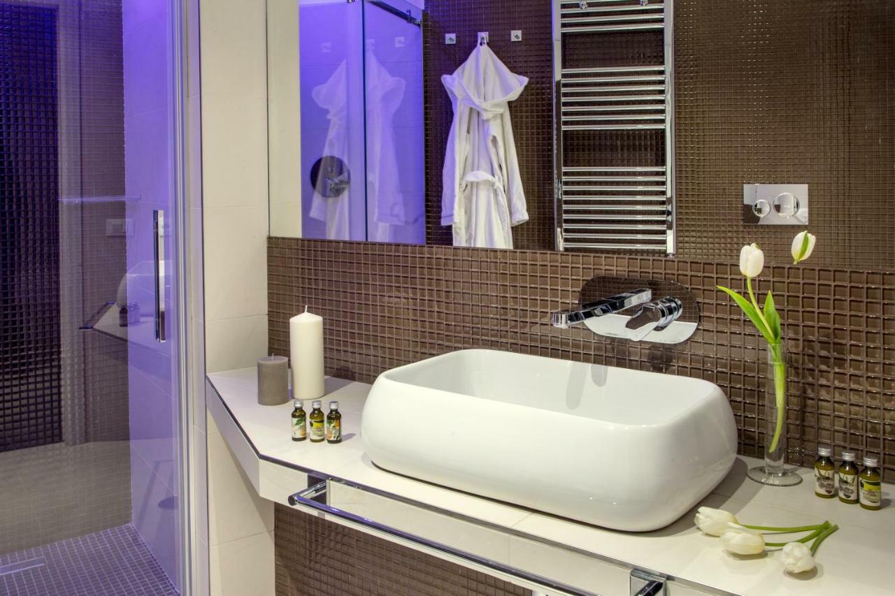 Gcf Luxury Suites, Guest House Rome Buitenkant foto